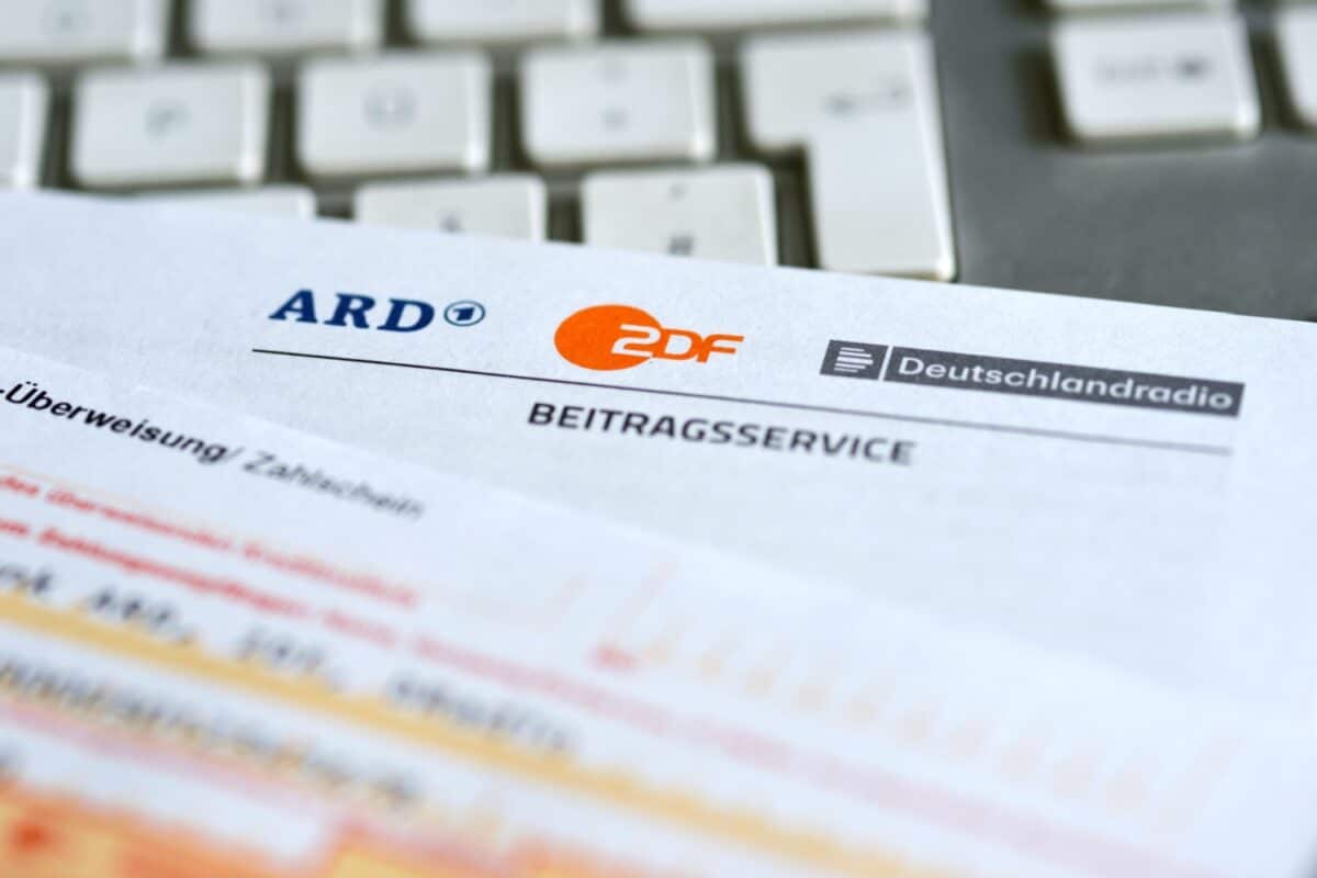 Überweisungträger auf einer Rechnung für den Rundfunkbeitrag von ARD ZDF