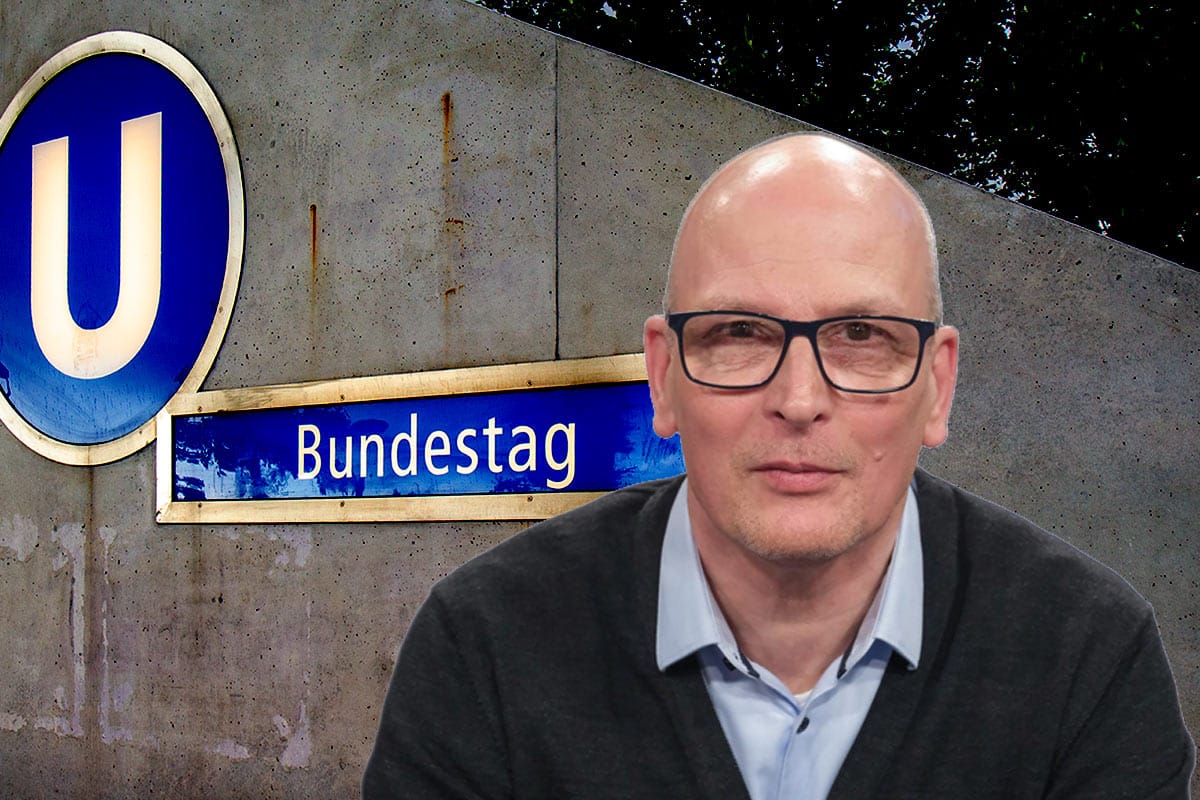 Thomas Wasilewski Porträt und Bundestag U-Bahn-Station in Berlin