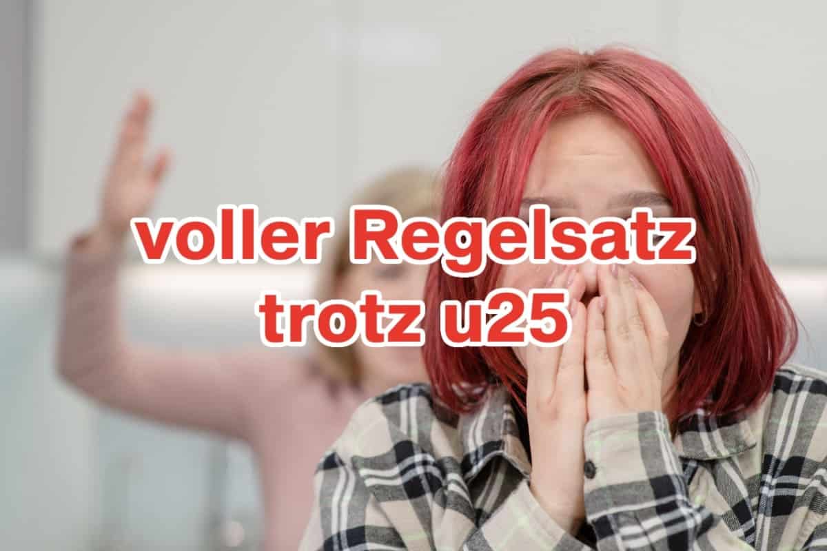 Wütende Mutter mit verängstigter Tochter