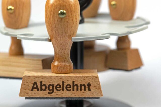 bundesregierung lehnt hilfe buergergeld beduerftige ab