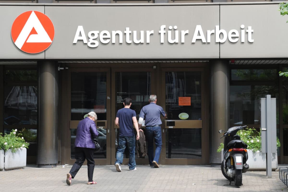 essen buergergeld musterung arbeitspflicht