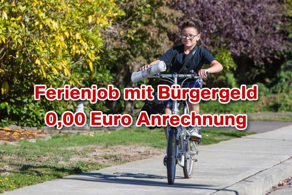 Junge trägt Zeitungen auf Fahrrad aus