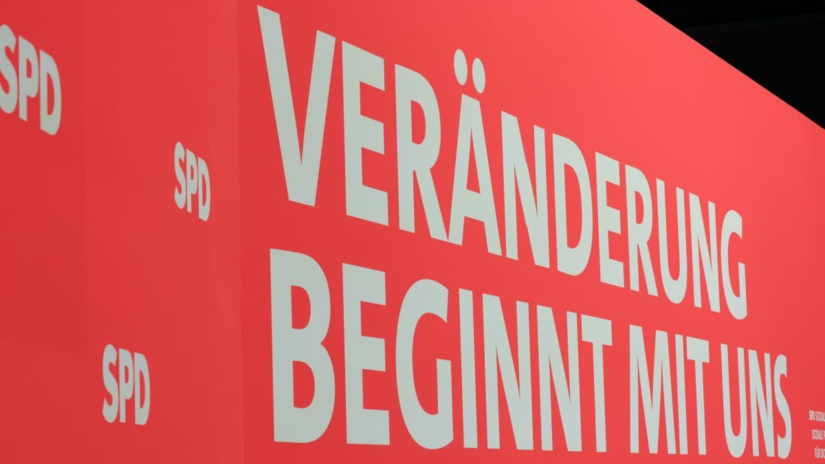 SPD Schild von einer Rede