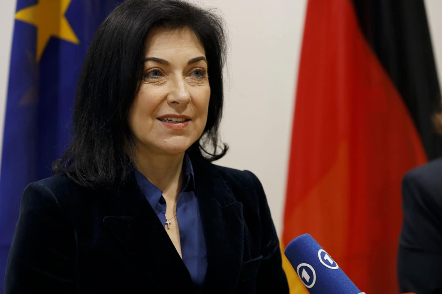 Bundeswirtschaftsministerin Ketherina Reiche (CDU) erläutert ihr Rentenvorhaben mit 70
