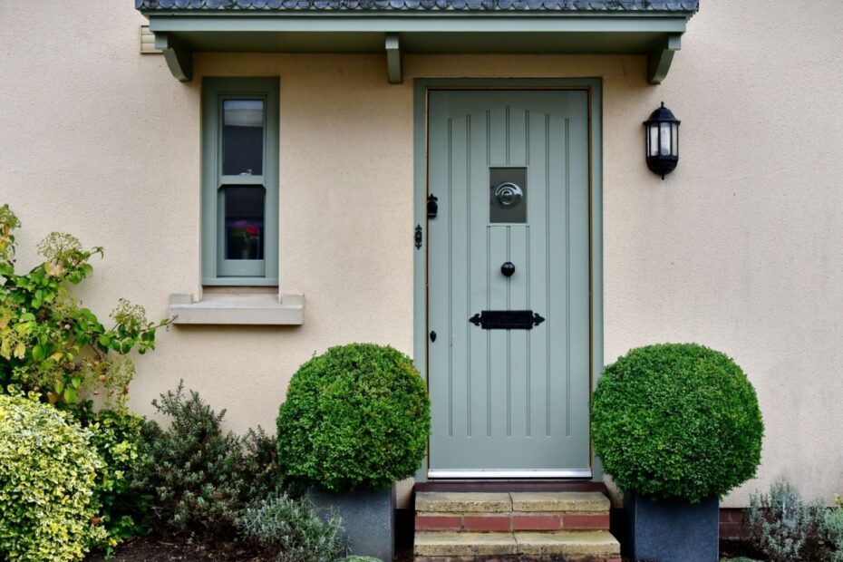 Jobcenter muss neue Haustür bezahlen